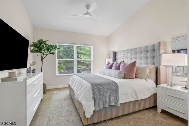 1215 Sarah Jean CIR J205, Naples, FL 34110