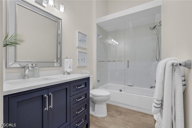 1215 Sarah Jean CIR J205, Naples, FL 34110