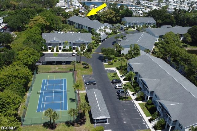 1215 Sarah Jean CIR J205, Naples, FL 34110