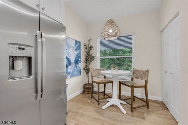 1215 Sarah Jean CIR J205, Naples, FL 34110