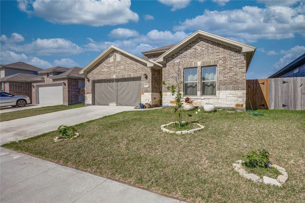 2673 Westeros St, Corpus Christi, TX 78415 — photo 3
