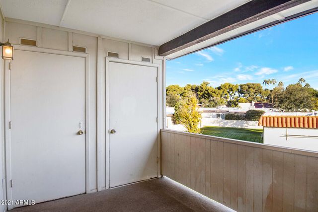 7706 E Sandalwood Drive B, Scottsdale, AZ 85250
