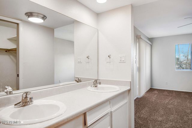 7706 E Sandalwood Drive B, Scottsdale, AZ 85250