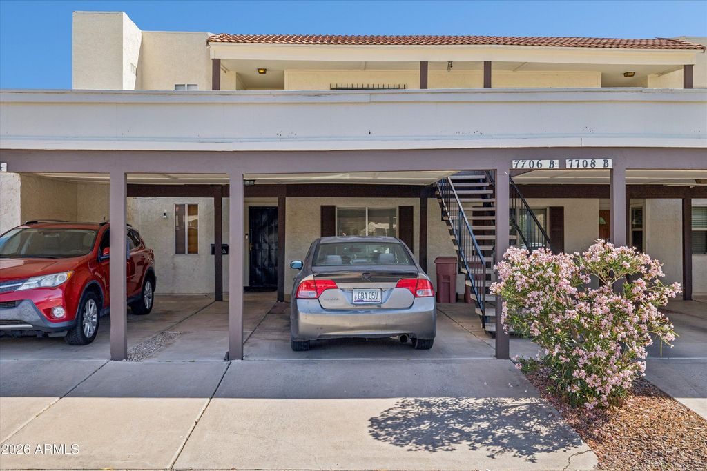 7706 E Sandalwood Drive B, Scottsdale, AZ 85250