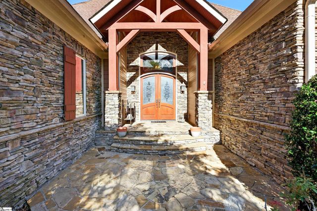 114 Kingshead Road, Travelers Rest, SC 29690