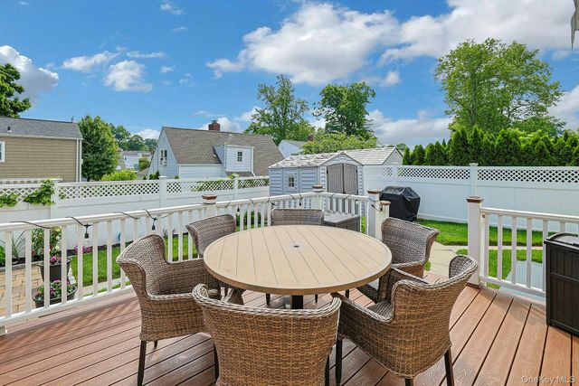 20 Knox Road, Eastchester, NY 10709