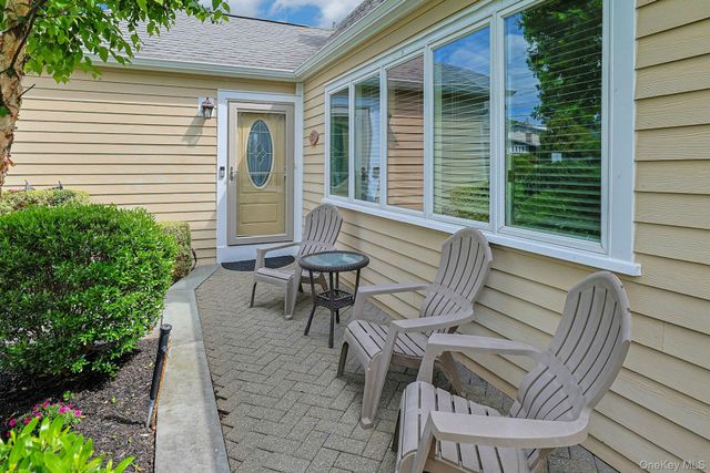 20 Knox Road, Eastchester, NY 10709