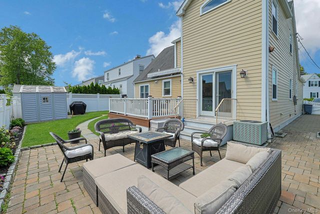 20 Knox Road, Eastchester, NY 10709