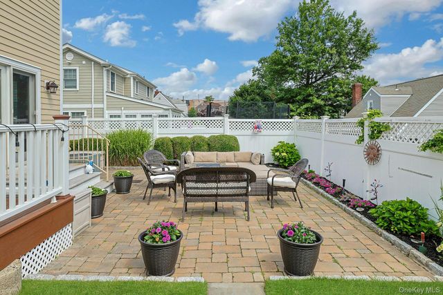 20 Knox Road, Eastchester, NY 10709