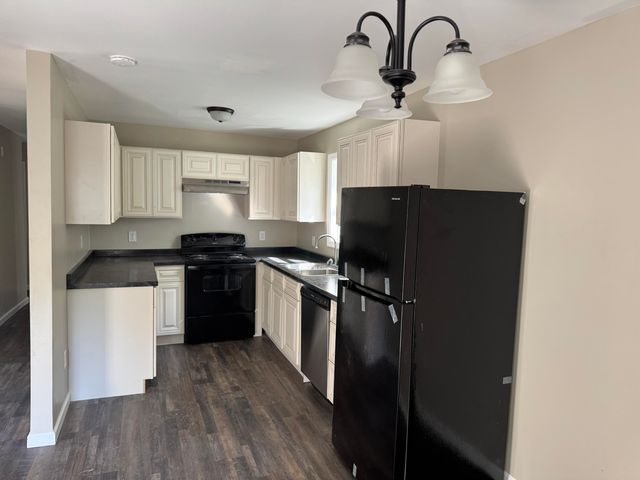 557 Line Creek Road, Lily, KY 40740