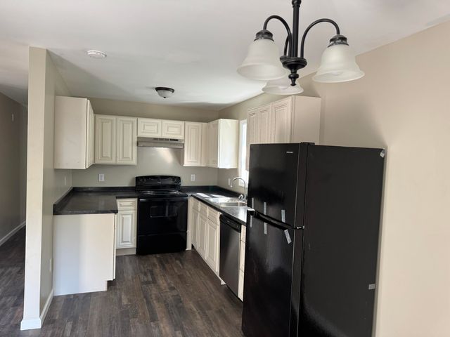 557 Line Creek Road, Lily, KY 40740