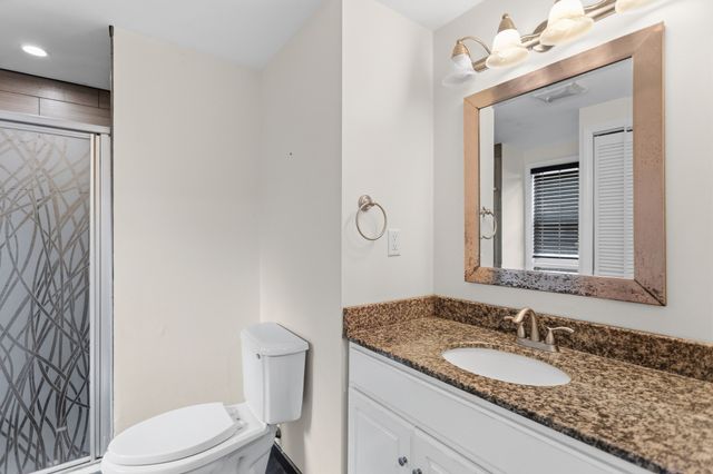 10 Pine St, Westford, MA 01886