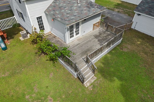 10 Pine St, Westford, MA 01886