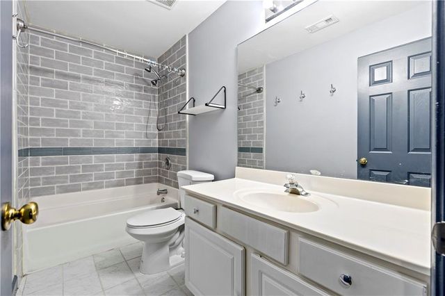 1021 Adah Lane, Lawrenceville, GA 30043