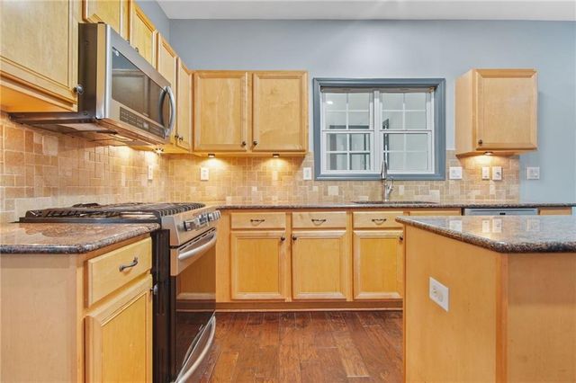 1021 Adah Lane, Lawrenceville, GA 30043