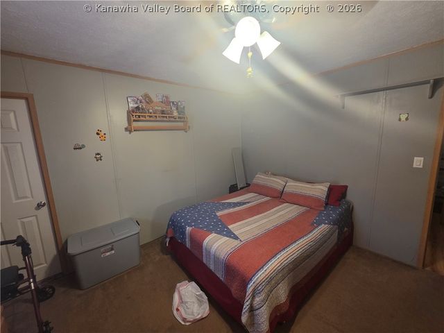 162 Pine Grove Drive, Culloden, WV 25510