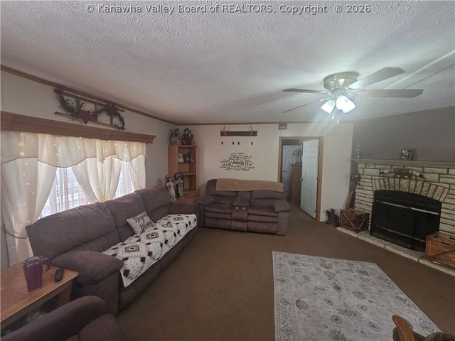 162 Pine Grove Drive, Culloden, WV 25510