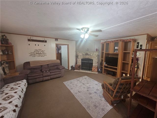 162 Pine Grove Drive, Culloden, WV 25510