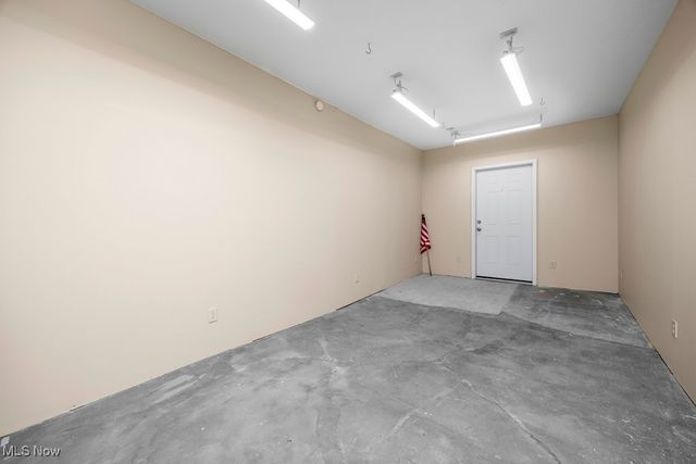 111 S Center Street, Lagrange, OH 44050