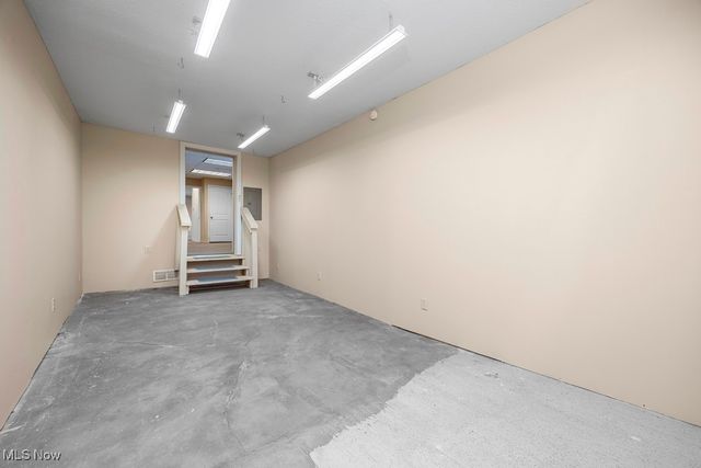 111 S Center Street, Lagrange, OH 44050