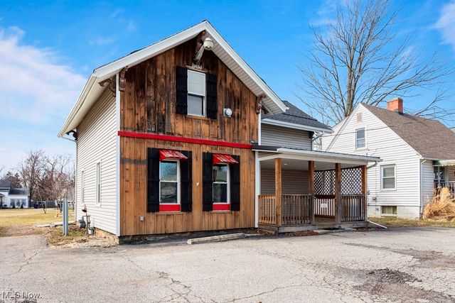 111 S Center Street, Lagrange, OH 44050