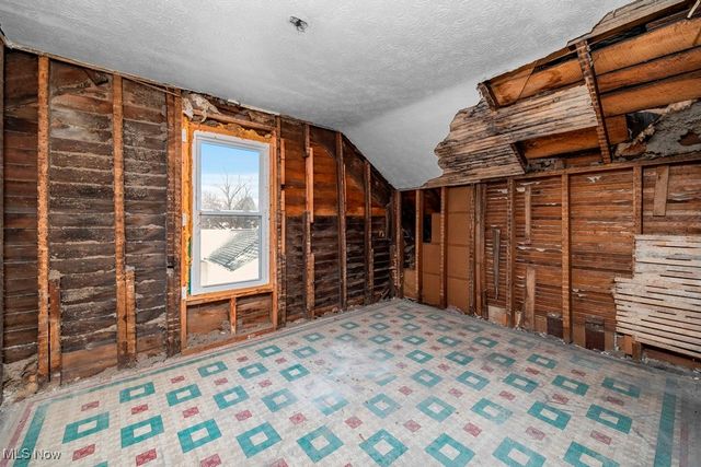 111 S Center Street, Lagrange, OH 44050