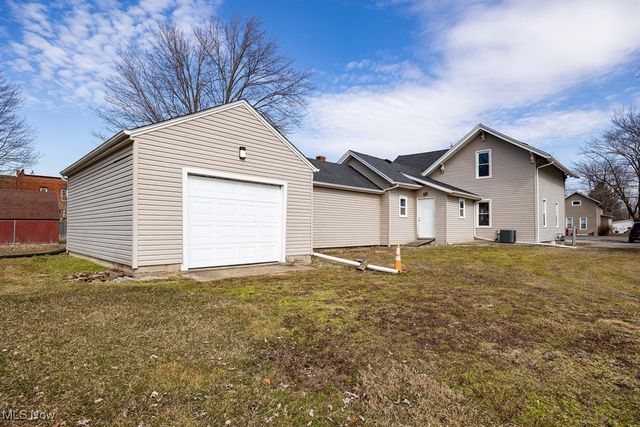 111 S Center Street, Lagrange, OH 44050