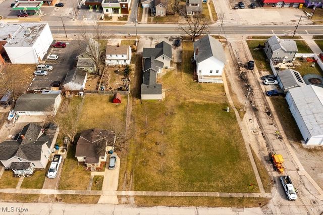 111 S Center Street, Lagrange, OH 44050