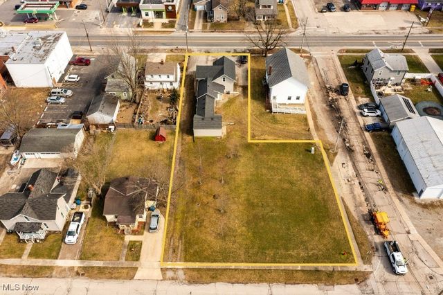 111 S Center Street, Lagrange, OH 44050