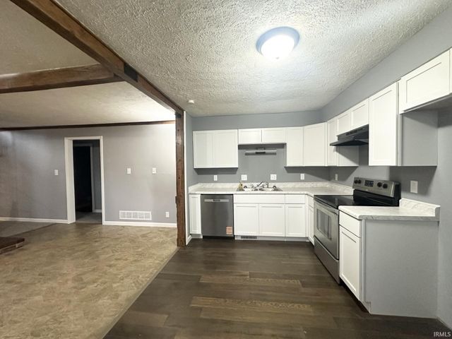 4766 State Road 261, Newburgh, IN 47630