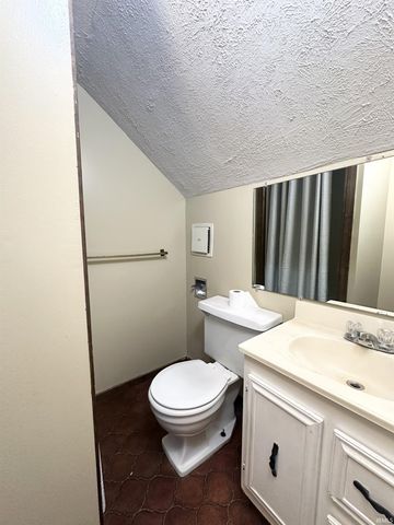 4766 State Road 261, Newburgh, IN 47630