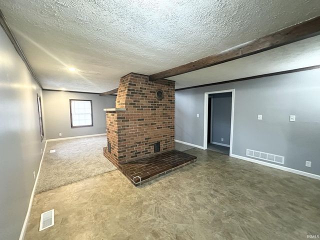 4766 State Road 261, Newburgh, IN 47630