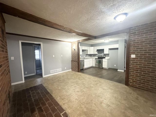 4766 State Road 261, Newburgh, IN 47630