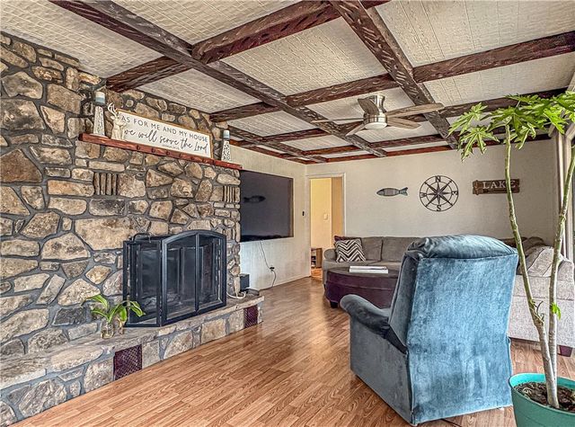 216 MC 8077, Flippin, AR 72634