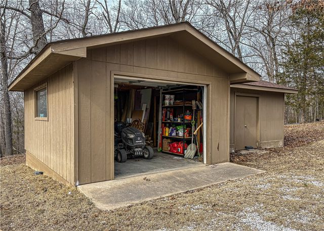 216 MC 8077, Flippin, AR 72634