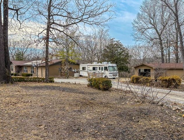 216 MC 8077, Flippin, AR 72634