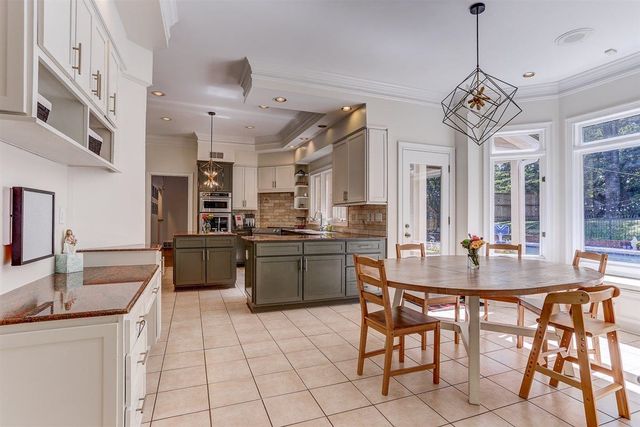 6571 OAK ESTATES DR, Memphis, TN 38119