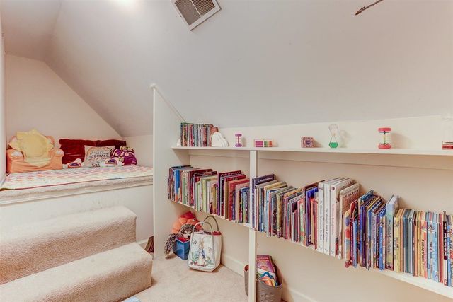 6571 OAK ESTATES DR, Memphis, TN 38119