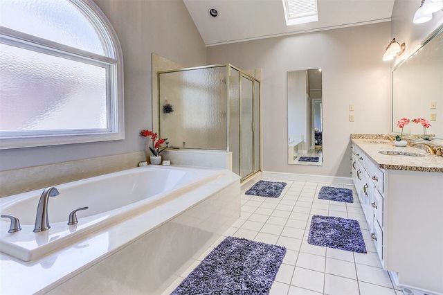 6571 OAK ESTATES DR, Memphis, TN 38119