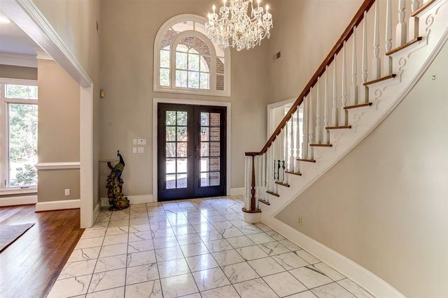 6571 OAK ESTATES DR, Memphis, TN 38119