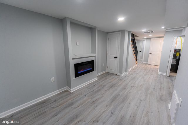 5221 WARRINGTON AVE, Philadelphia, PA 19143