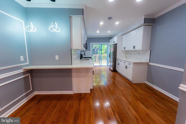 5221 WARRINGTON AVE, Philadelphia, PA 19143
