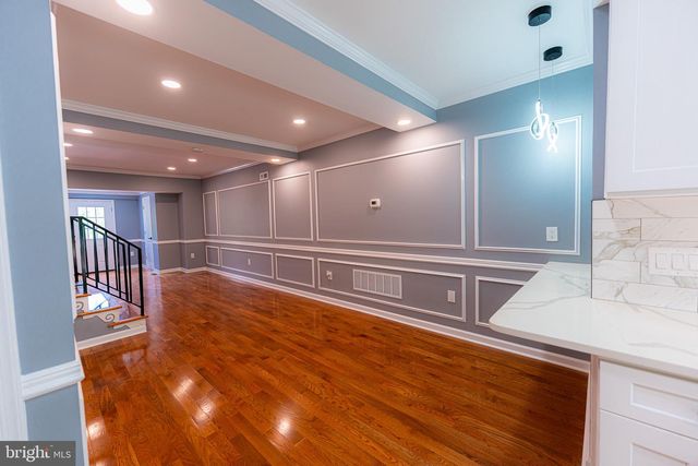 5221 WARRINGTON AVE, Philadelphia, PA 19143