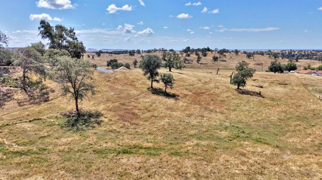 39523 Road 406, Madera, CA 93636