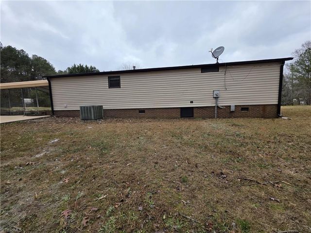 507 Liberty Lane, Taylorsville, NC 28681