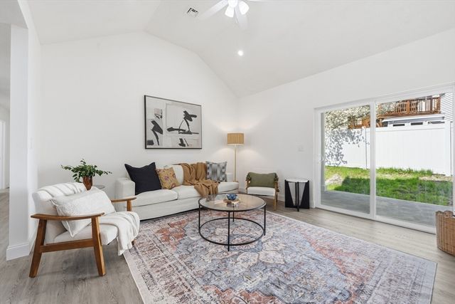 109 Navy Yard Rd, Dracut, MA 01826