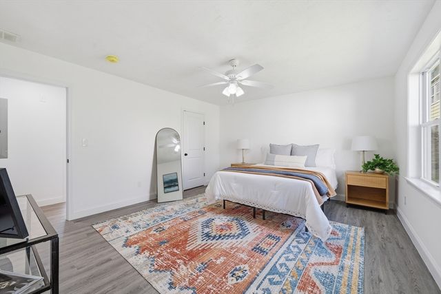 109 Navy Yard Rd, Dracut, MA 01826