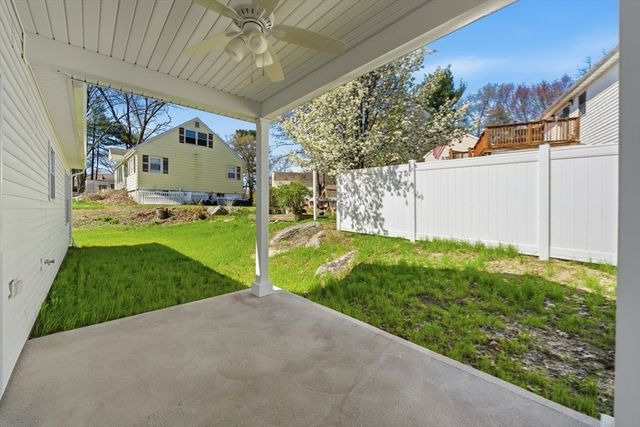 109 Navy Yard Rd, Dracut, MA 01826