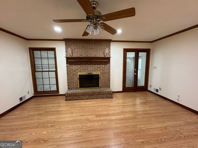 700 Ponderosa Court, Fayetteville, GA 30214