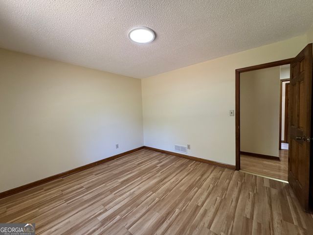 700 Ponderosa Court, Fayetteville, GA 30214